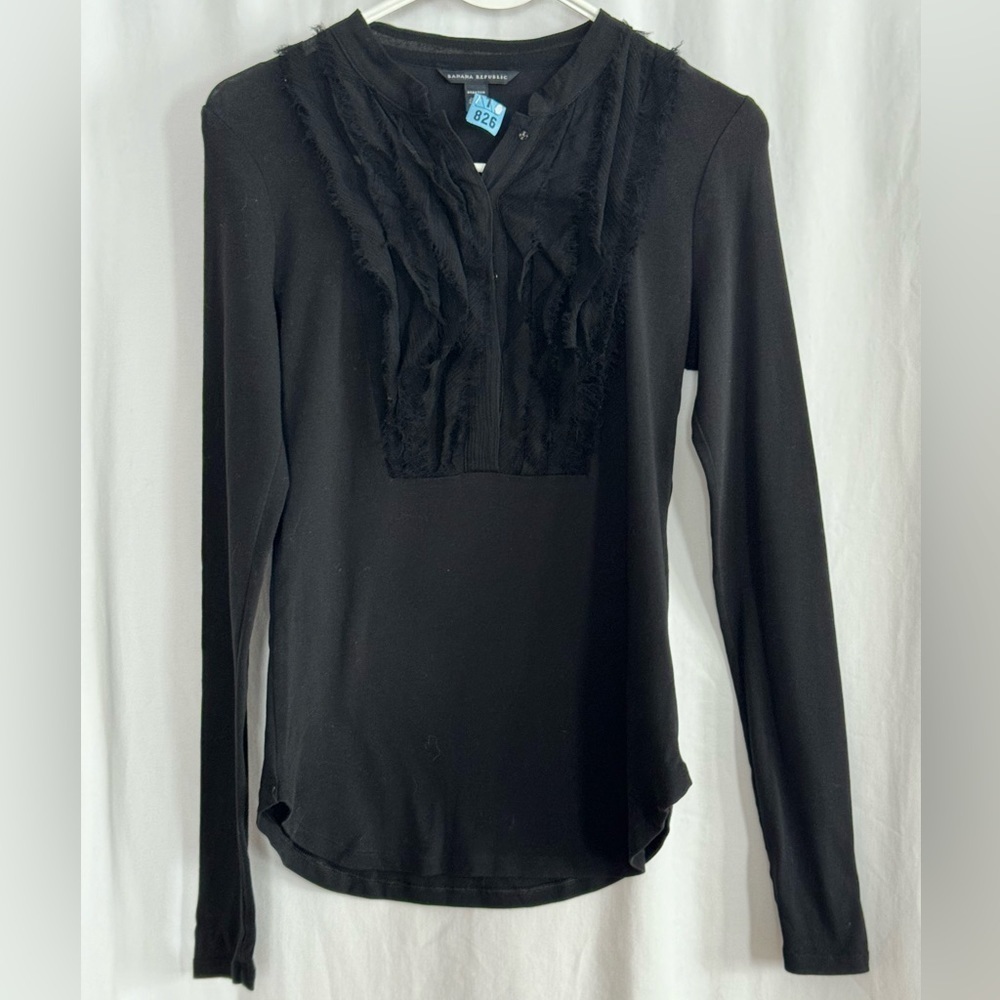 Banana Republic top, size S. $10